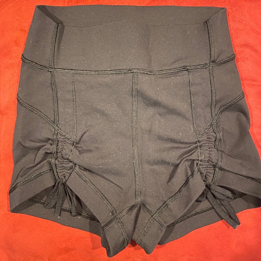 Lululemon Liberty Short